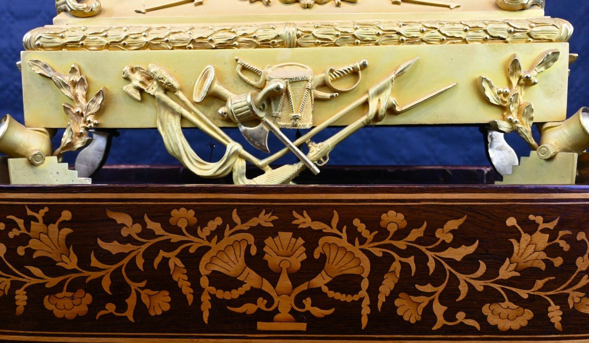 Horloge De Table Avec Napoléon, Socle En Bois Incrusté Et Cloche d'Origine - 19e Siècle-photo-3